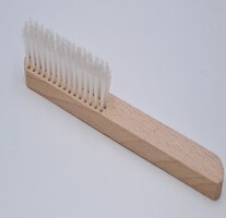 CEPILLO DE RELOJERO CUATRO HILERAS DE NYLON FUERTE 220 mm